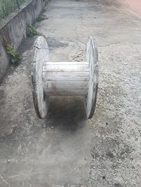 bobina in legno diametro 90 cm alta 60 cm