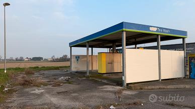 Struttura compresa di tetto