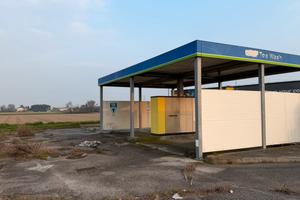 Struttura compresa di tetto