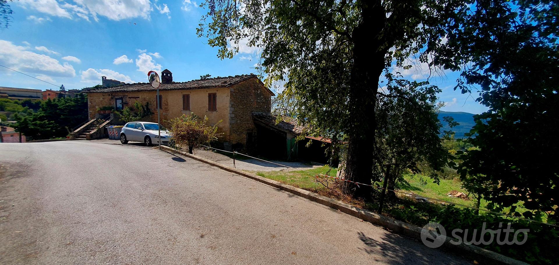 casale da ristrutturare - Vista 2