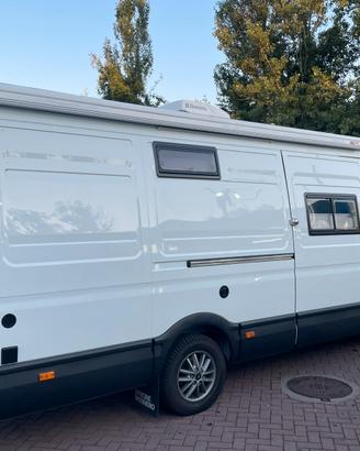 Iveco daily camper motocross