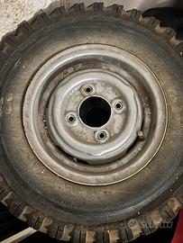 Cerchi e gomme Innocenti Mini