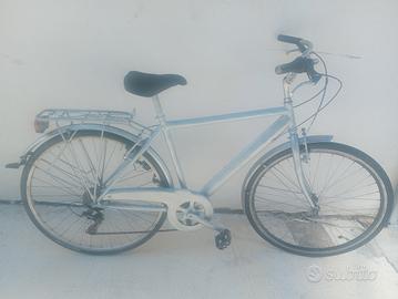 bicicletta city bike  €70