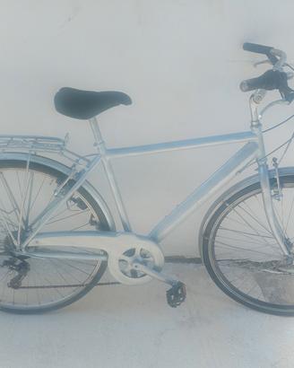 bicicletta city bike  €70