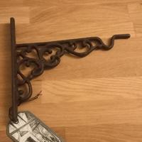 Nuovo, gancio/staffa da parete in ghisa