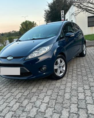 Ford fiesta titanium 1.4 TDCI 69 CV