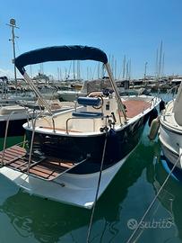 Gozzo EST MARINE modello NESIS