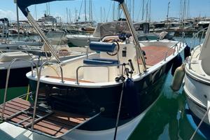 Gozzo EST MARINE modello NESIS