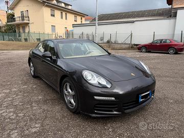 PORSCHE PANAMERA 3.0 DIESEL