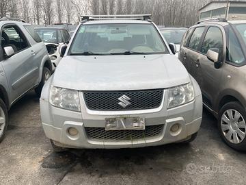 Suzuki Grand Vitara per Ricambi