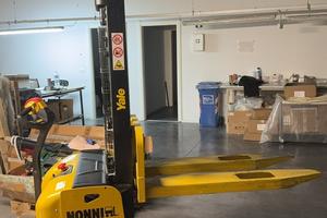 Muletto elevatore Yale MS10E-2860, portata 1000kg