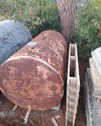 Cisterna in ferro per acqua 1500 litri 