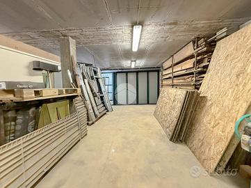 MAGAZZINO A TORRE PALLAVICINA