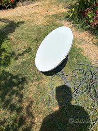 Antenna Starlink motorizzata