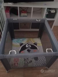 Box open playpen chico