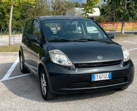 DAIHATSU Sirion 1.0 2005