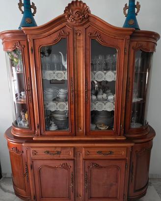 Vetrina / Credenza legno massello  intagliato a ma