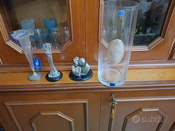vaso in argento e decorazioni in argento