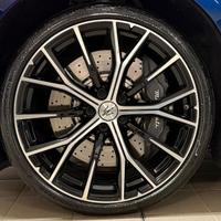 CERCHI NUOVI GRANTURISMO, DA 2.350 A 1.800 €