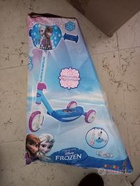 Monopattino Frozen