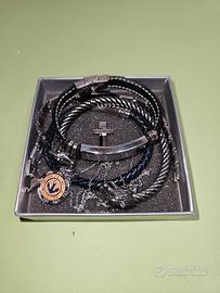Bracciali e ciondoli 