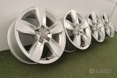 Cerchi in lega Audi A1 15 ORIGINALI 8XA601025