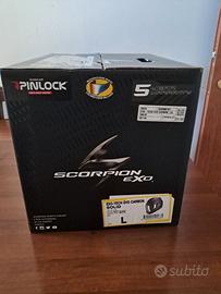 Casco Scorpion  EXO-TECH EVO CARBON SOLID