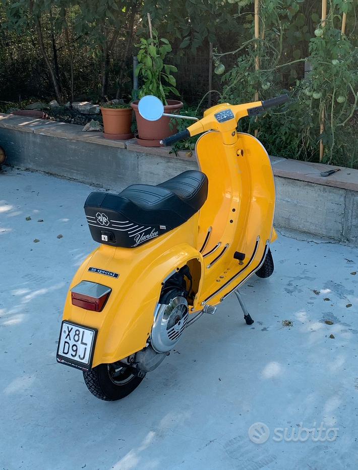 Faro tondo vespa 50 Accessori e ricambi moto originali