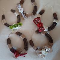 Ferro di cavallo decorato