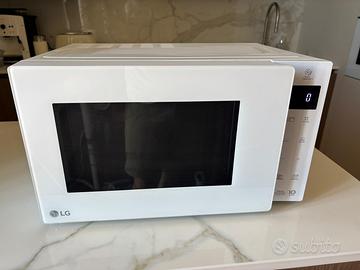 LG Forno Microonde Smart Inverter Bianco