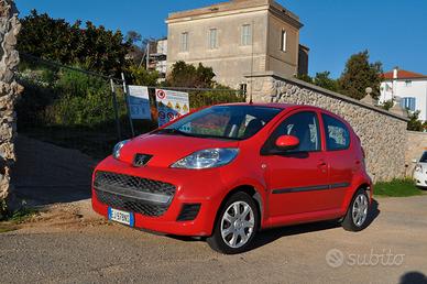 Autovettura Peugeot 107
