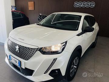 Peugeot 2008 motore elettrico 136 CV Active Pack