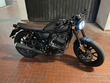 Moto Archive 250cc cafe racer tipo scrambler