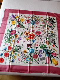 Foulard Gucci Flora