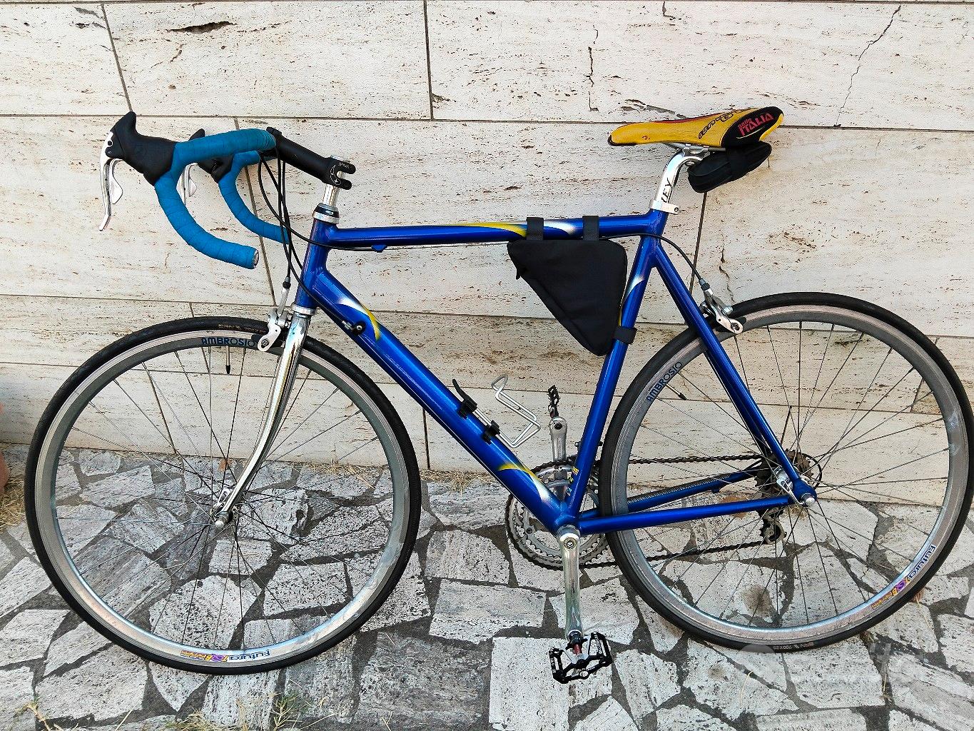 bici da corsa in alluminio tutta originale