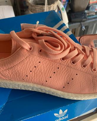 Scarpa ADIDAS STAN SMITH con suola BOOST