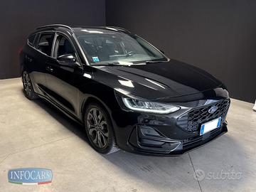 FORD Focus SW EcoBoost 155 CV Powershift ST-line