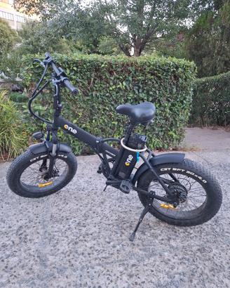 Bicicletta elettrica pieghevole