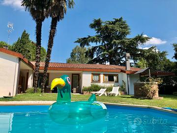 Villa piscina aria cond 4 camere 4 bagni