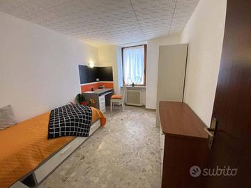 Stanza in appartamento di 15 m² a Rovereto