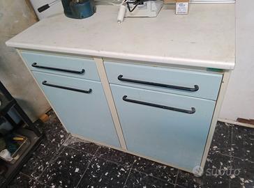 Mobile  gesso e servizio Lab. Odontotecnico