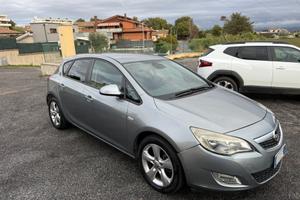 Opel Astra 1.7 CDTI 110CV 5 porte Cosmo