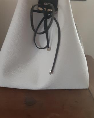 secchiello Guess bianco mis. 30x32x11
