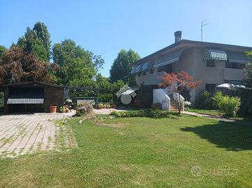 PORZIONE DI BIFAMILIARE A SACCOLONGO