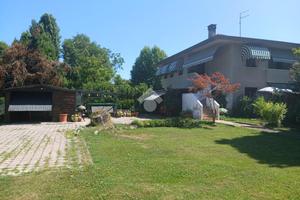 PORZIONE DI BIFAMILIARE A SACCOLONGO