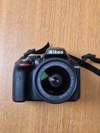 Macchina fotografica digitale reflex Nikon