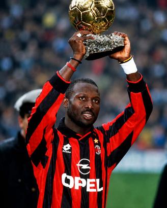 Fotografia Milan Weah pallone d'oro 1995