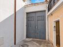 abitazione-di-corte-su-due-livelli-con-box-auto