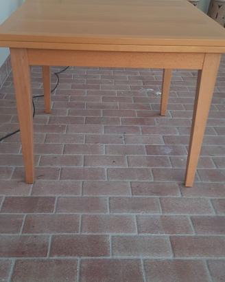 Tavolo in faggio allungabile 100x100 → 200x100