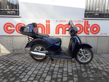 Aprilia Scarabeo 200